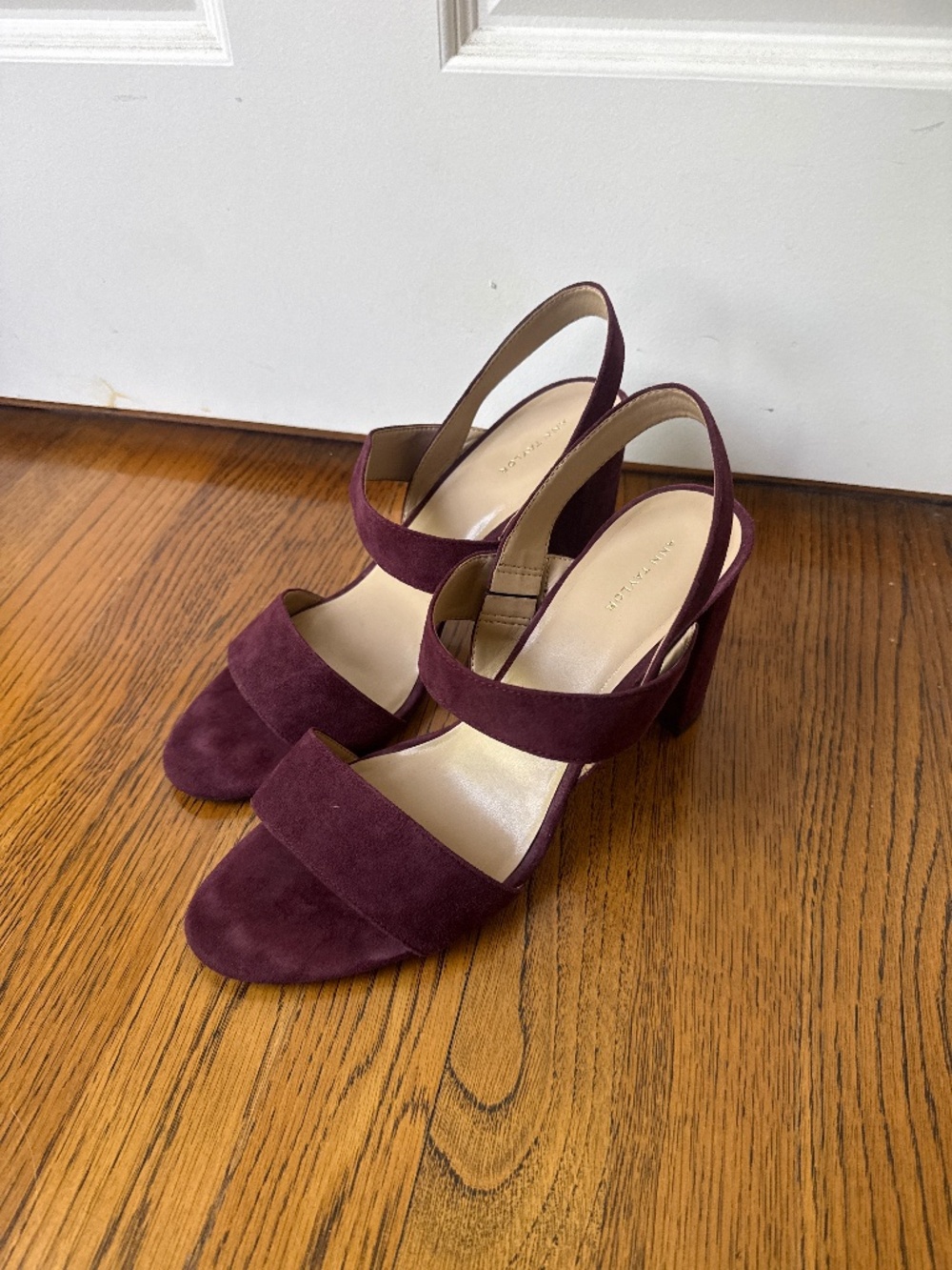 Ann Taylor heels